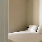 Διαμέρισμα The *